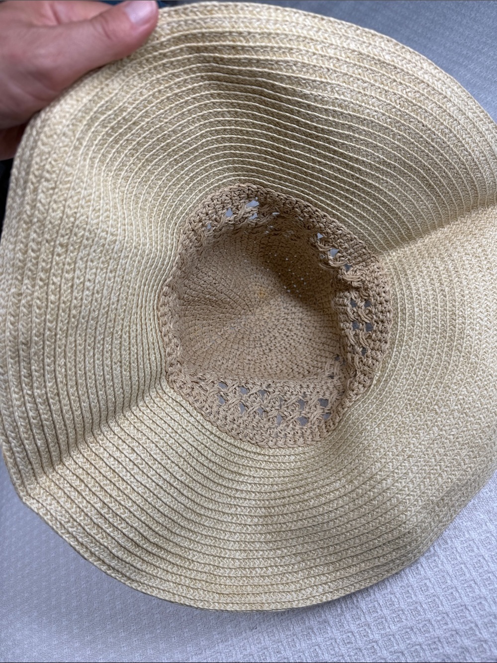 Foldable packable straw sun hat - Picture 3 of 5